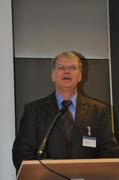 Dr. Manfred Klein